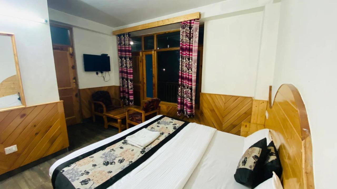 Hadimba Regency Hostel Manali  Exterior photo